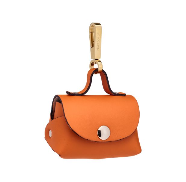 MAYADORO Mini-Bags – discreet leather holders for dog essentials, crafted to match your leash